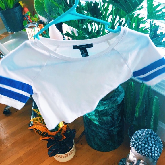 Forever 21 Tops - blue varsity soft white crop top a122